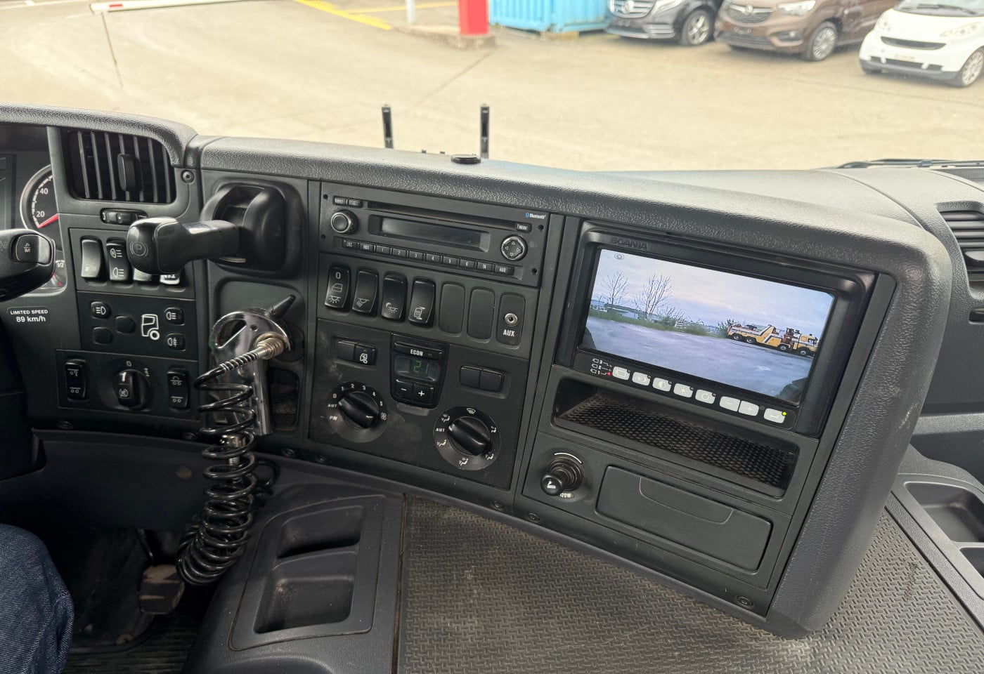 MOTO6625_2885403 vehicle image