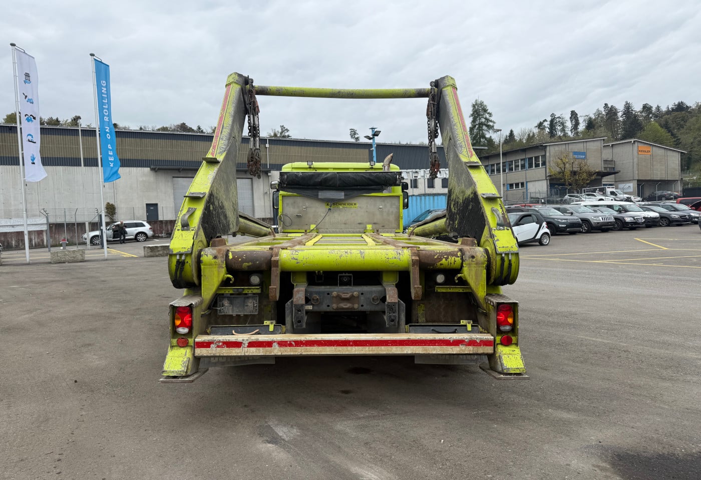 MOTO6625_2885403 vehicle image