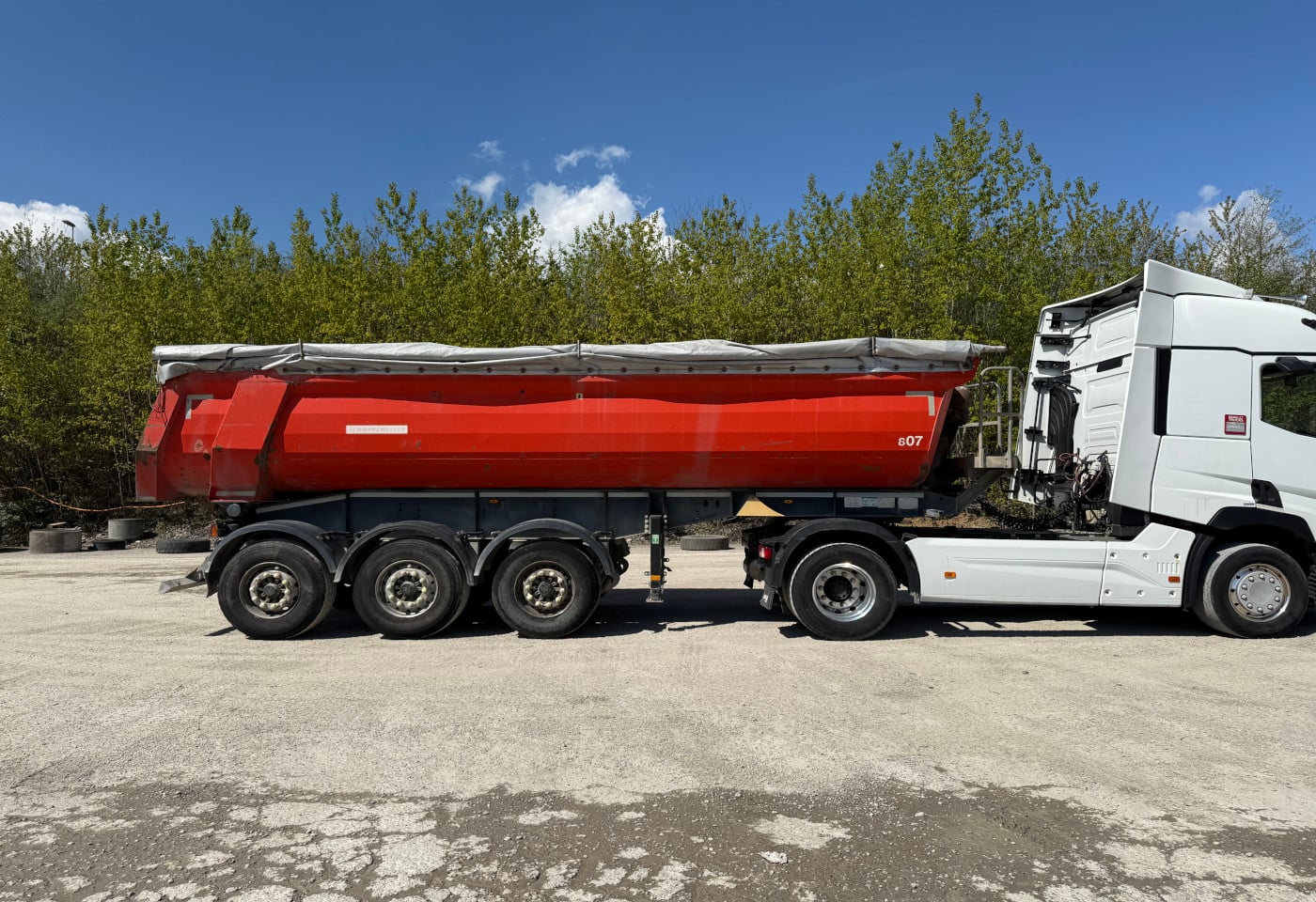 MOTO6625_2889774 vehicle image