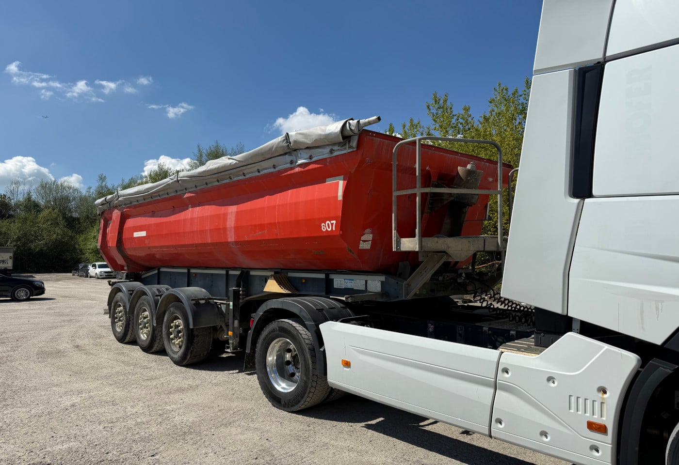 MOTO6625_2889774 vehicle image