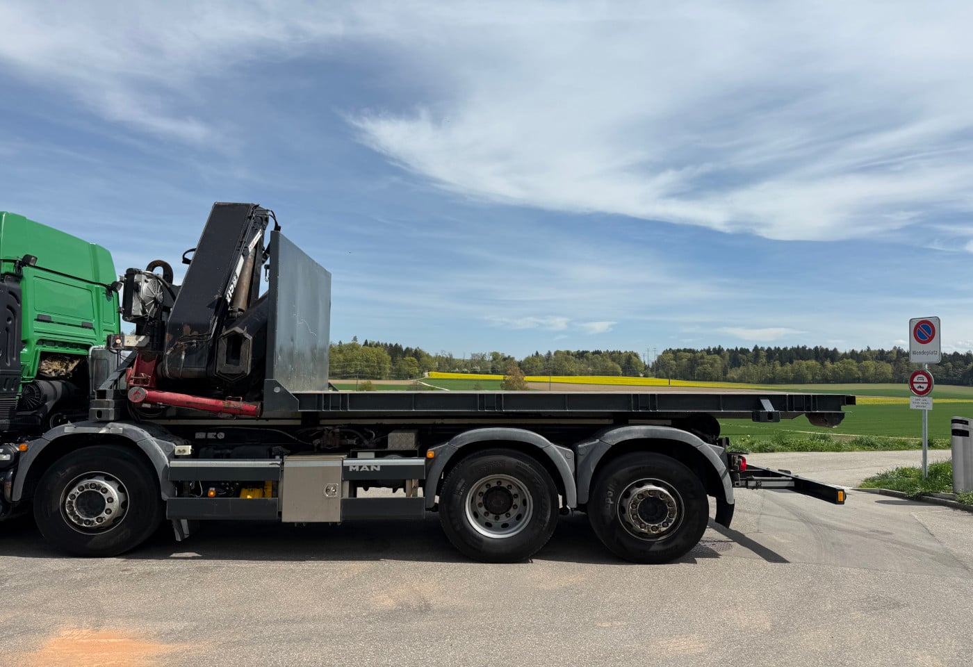 MOTO6625_2889775 vehicle image