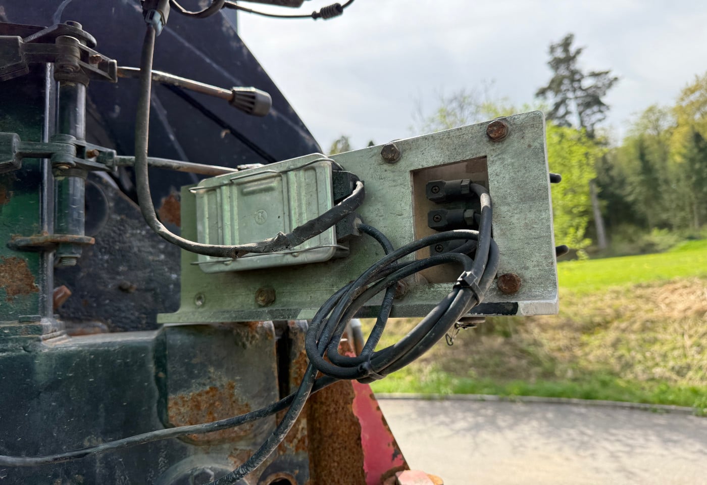 MOTO6625_2889775 vehicle image