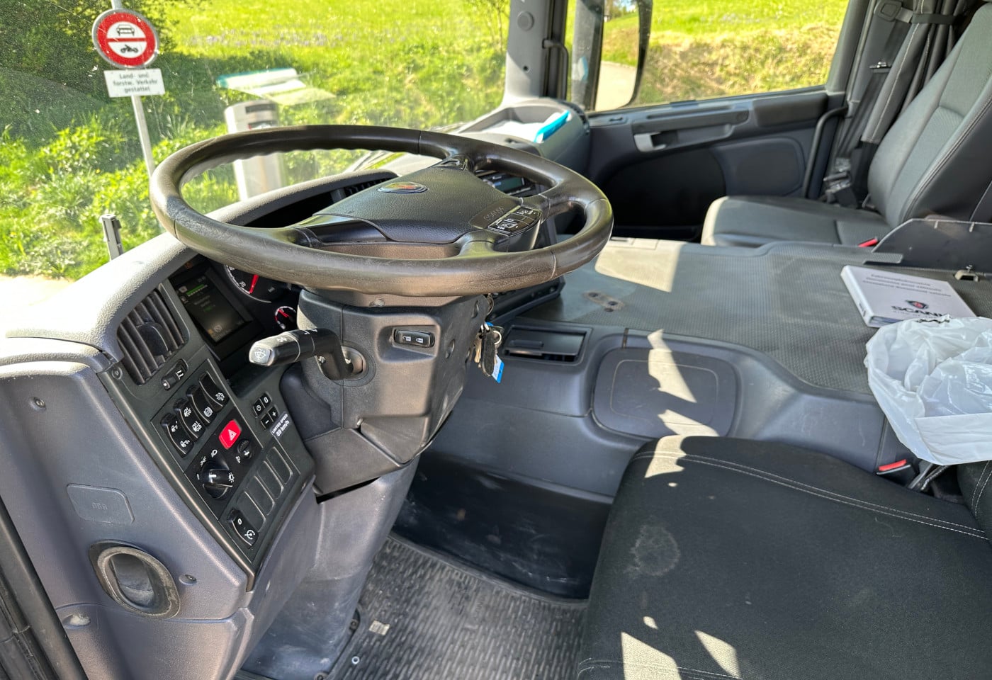 MOTO6625_2890225 vehicle image