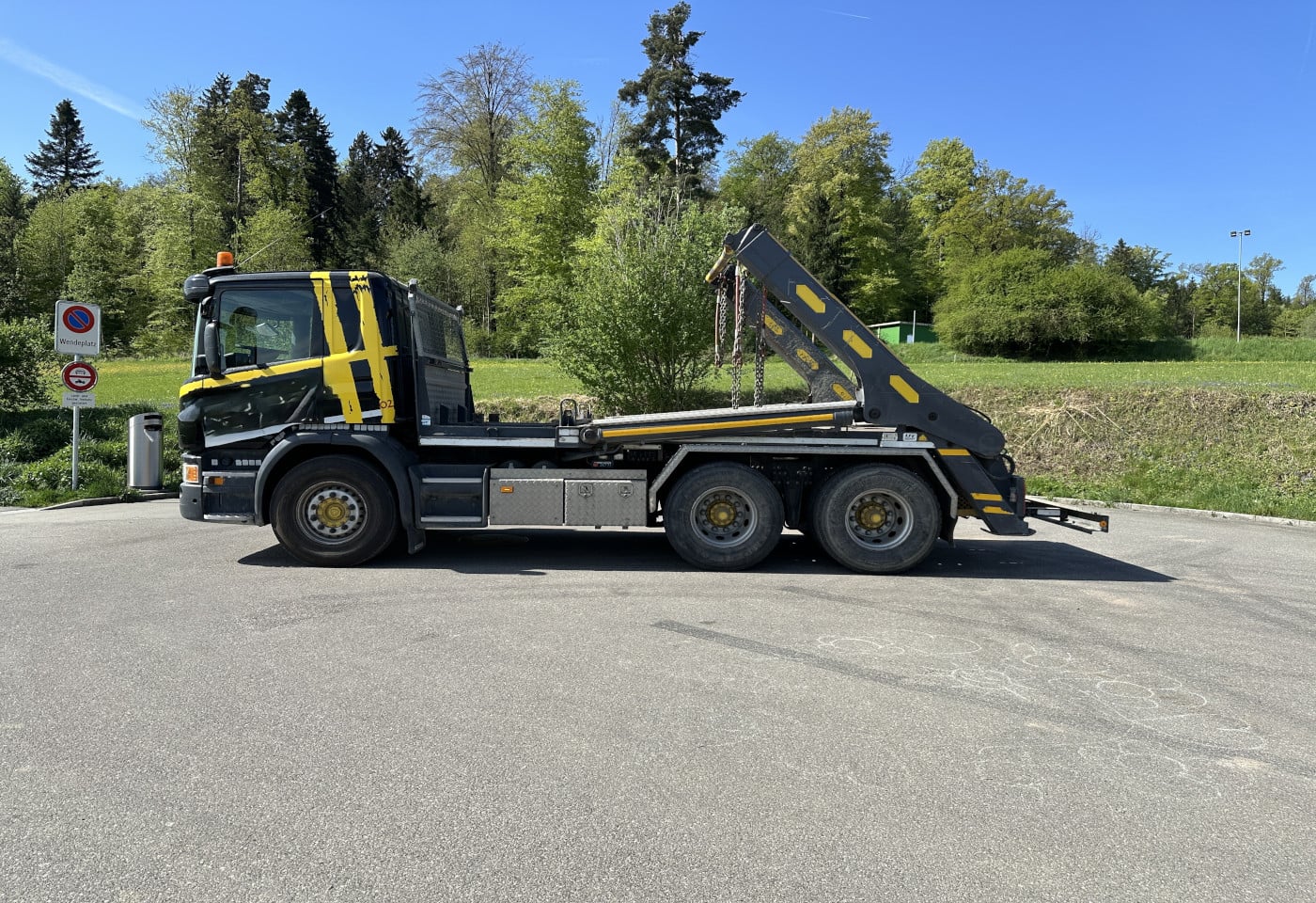 MOTO6625_2890225 vehicle image