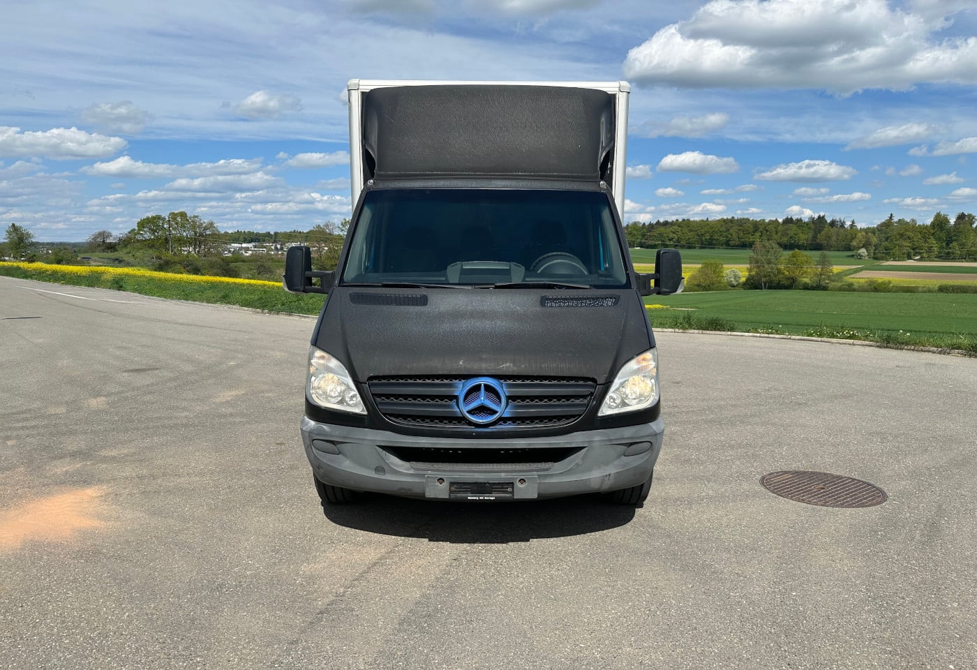 MOTO6625_2890600 vehicle image