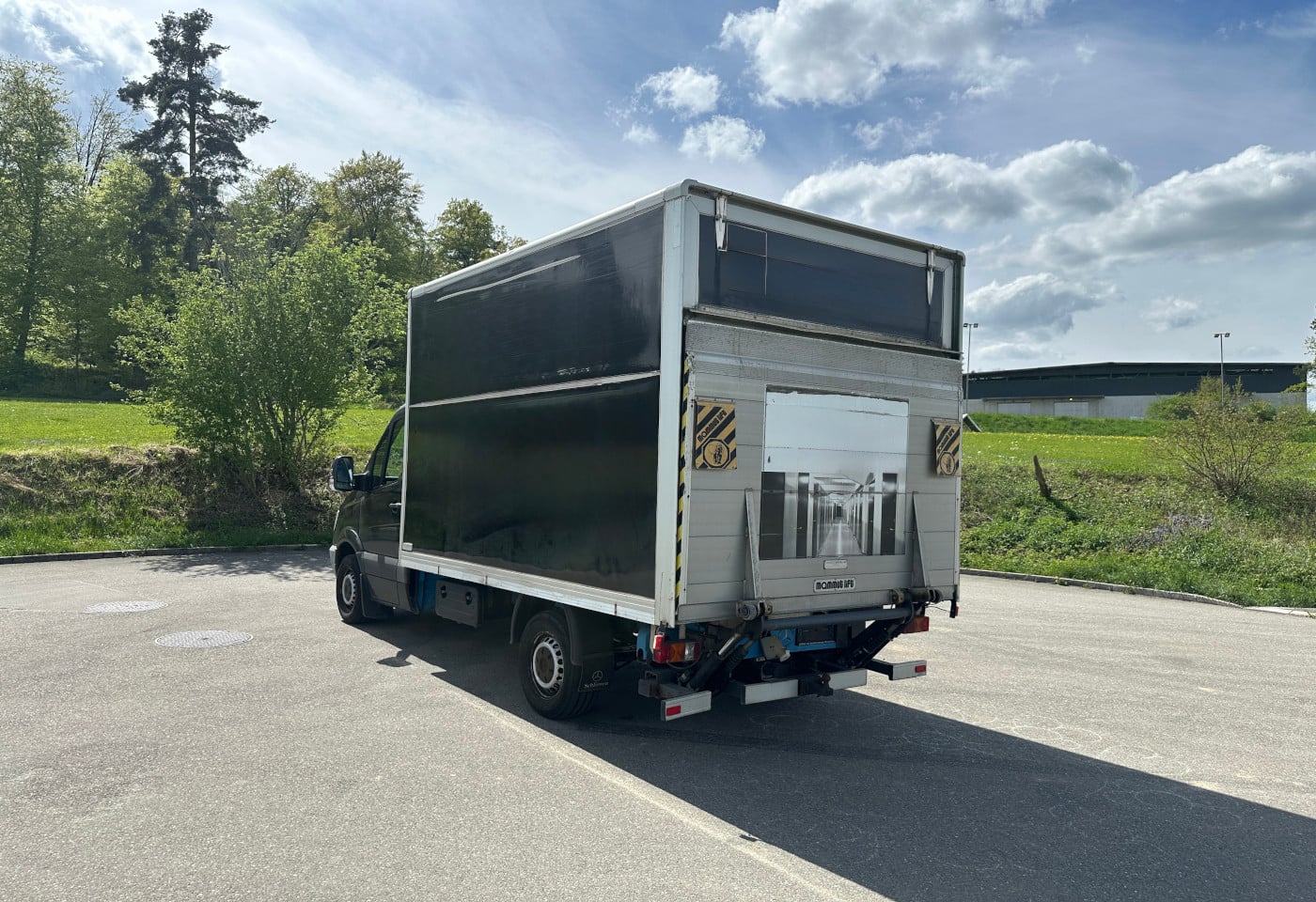 MOTO6625_2890600 vehicle image