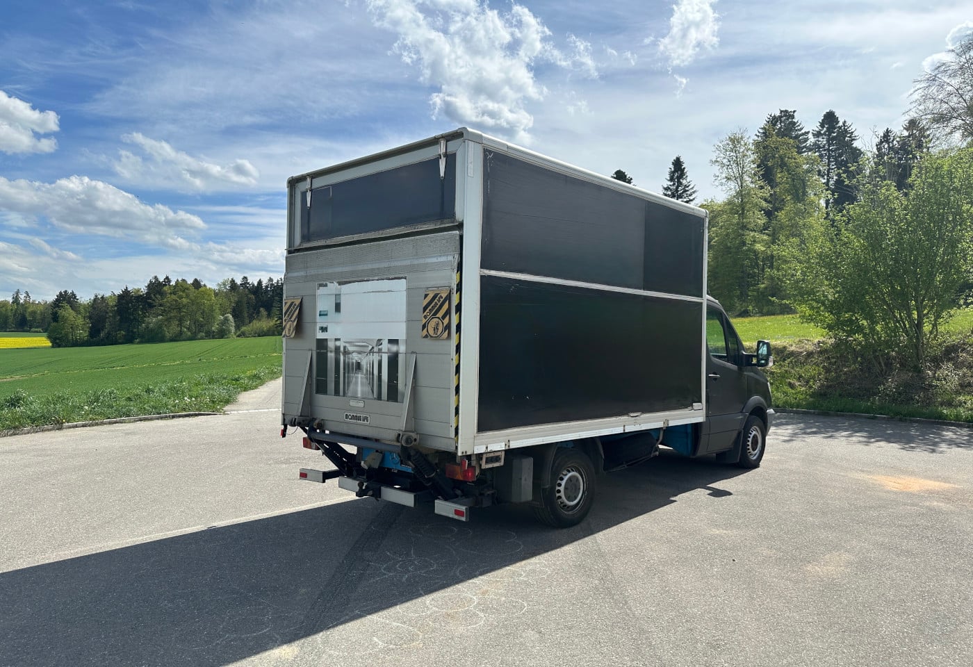 MOTO6625_2890600 vehicle image