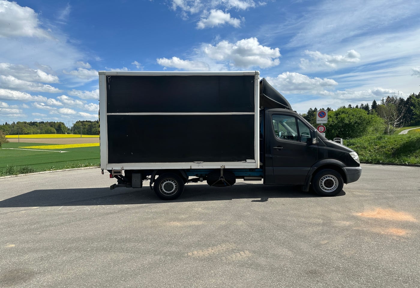 MOTO6625_2890600 vehicle image