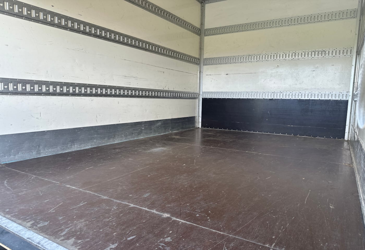 MOTO6625_2890600 vehicle image