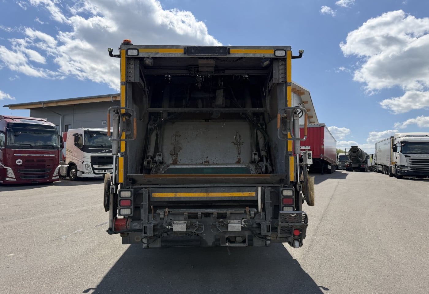 MOTO6625_2891091 vehicle image