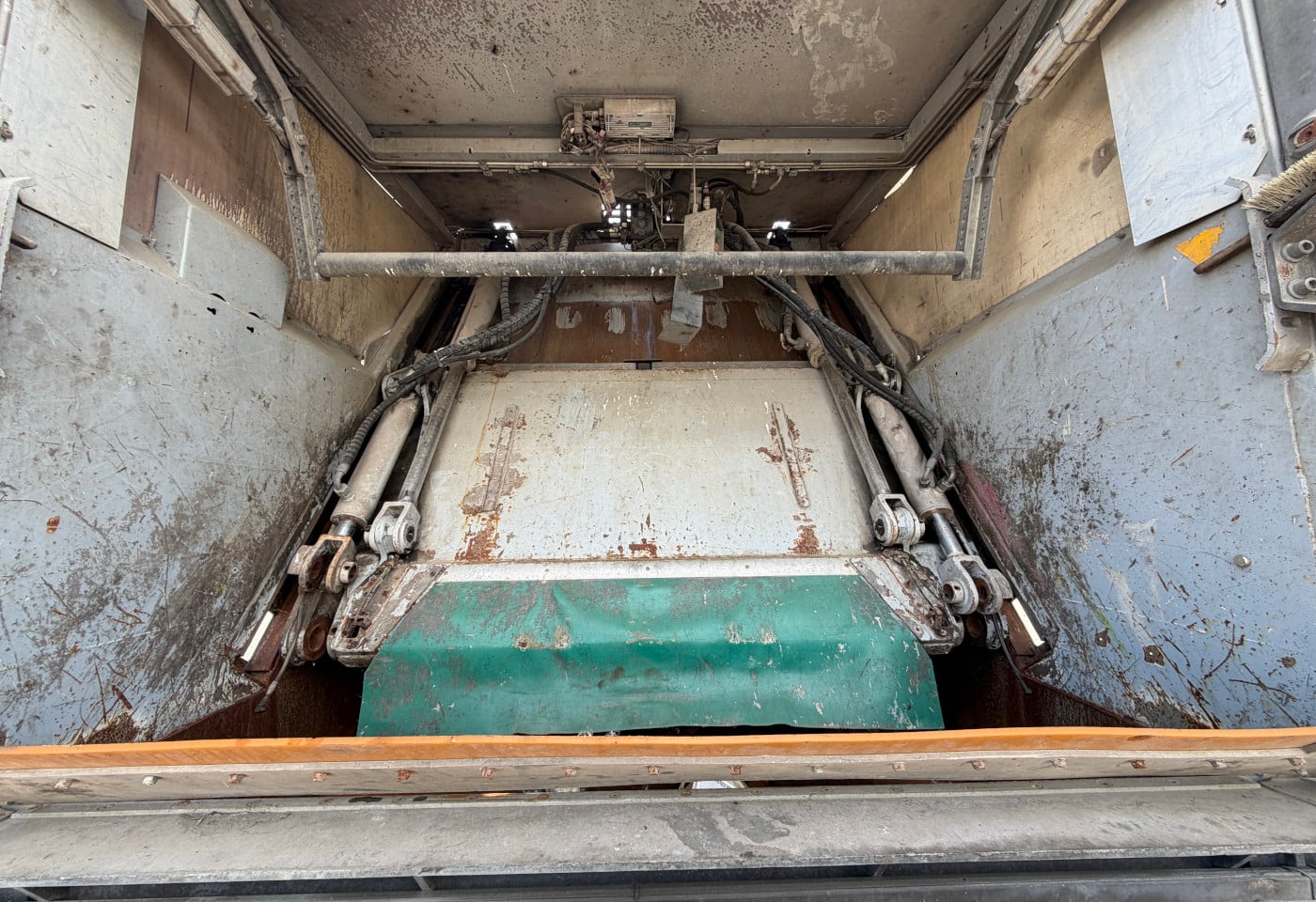 MOTO6625_2891091 vehicle image