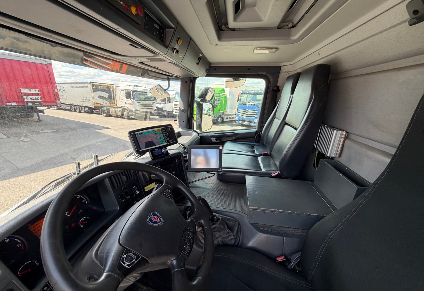 MOTO6625_2891091 vehicle image