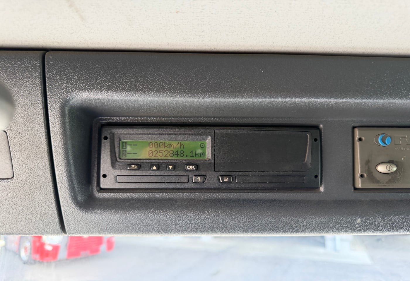 MOTO6625_2891091 vehicle image