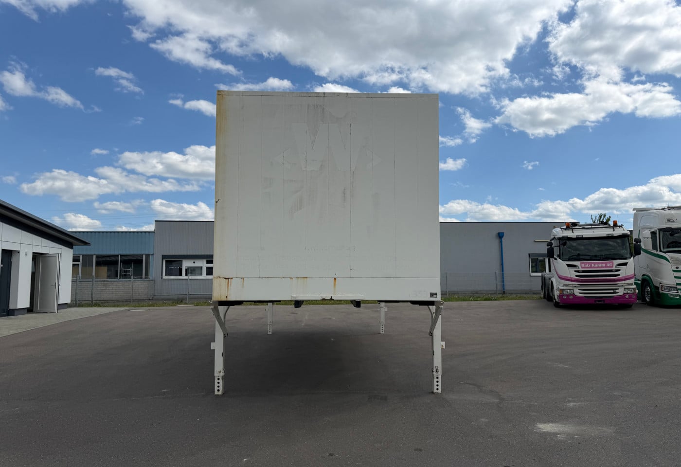 MOTO6625_2892856 vehicle image