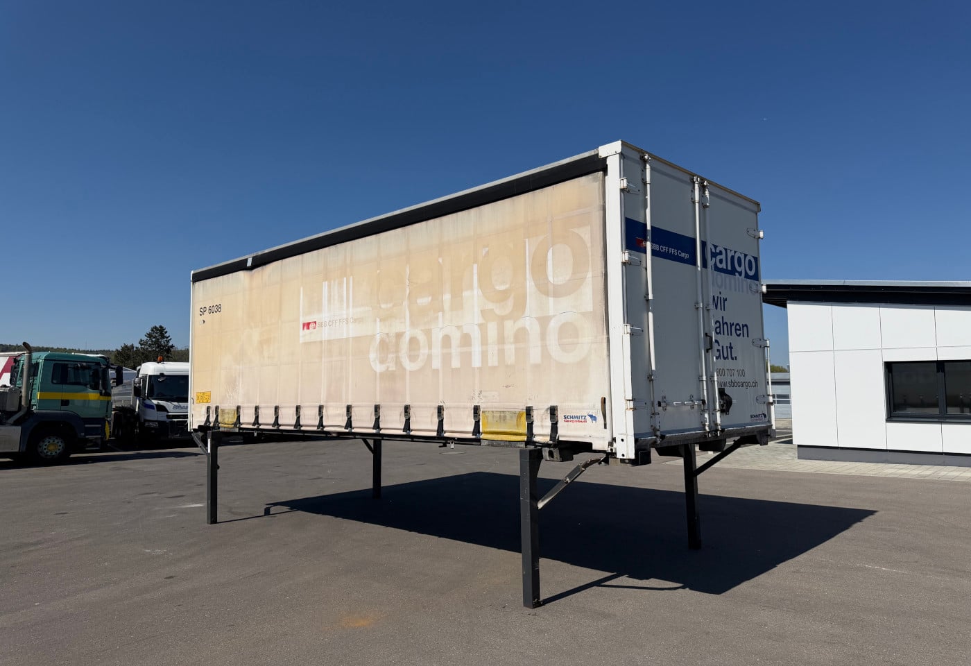 MOTO6625_2892627 vehicle image