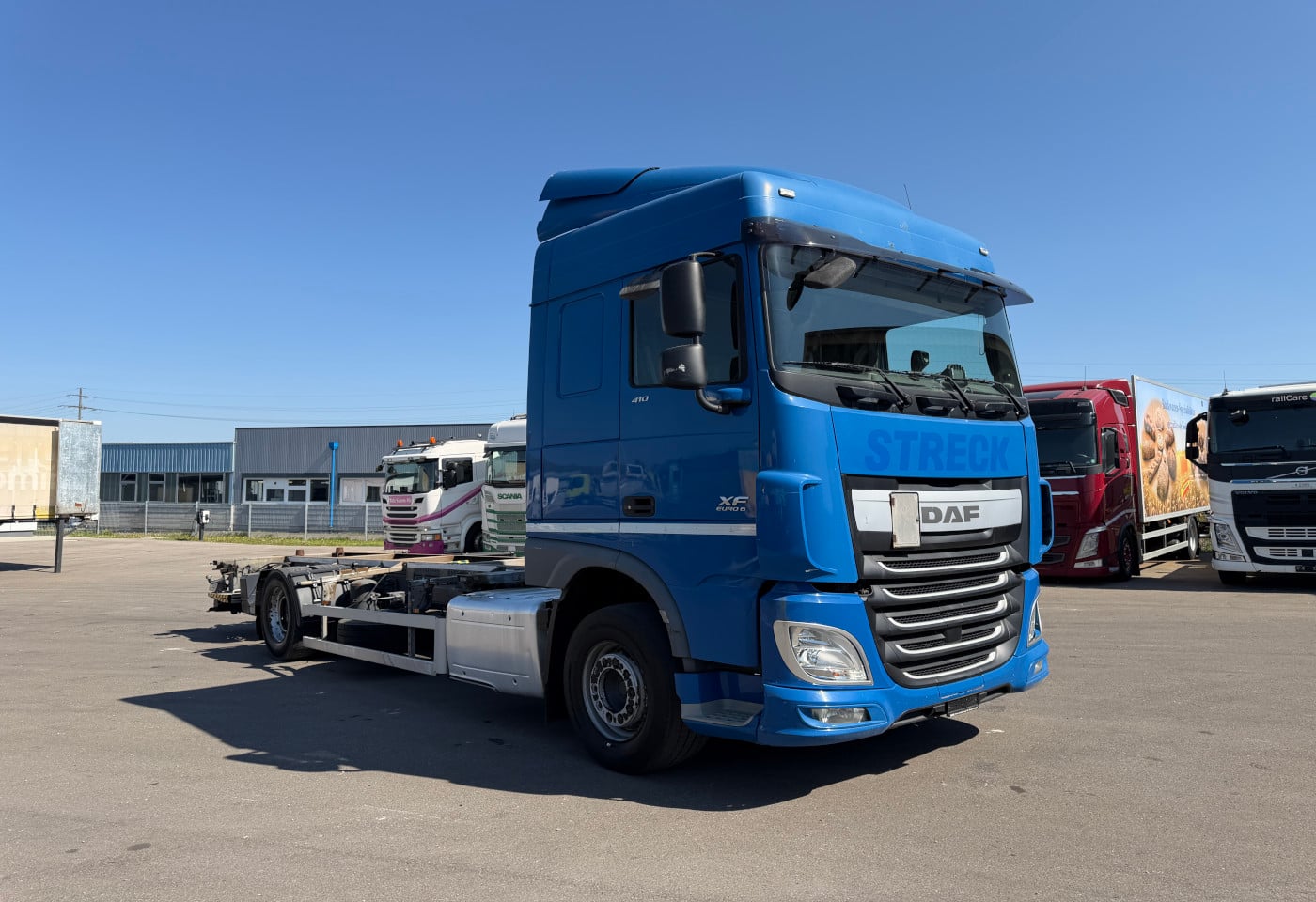 MOTO6625_2892428 vehicle image