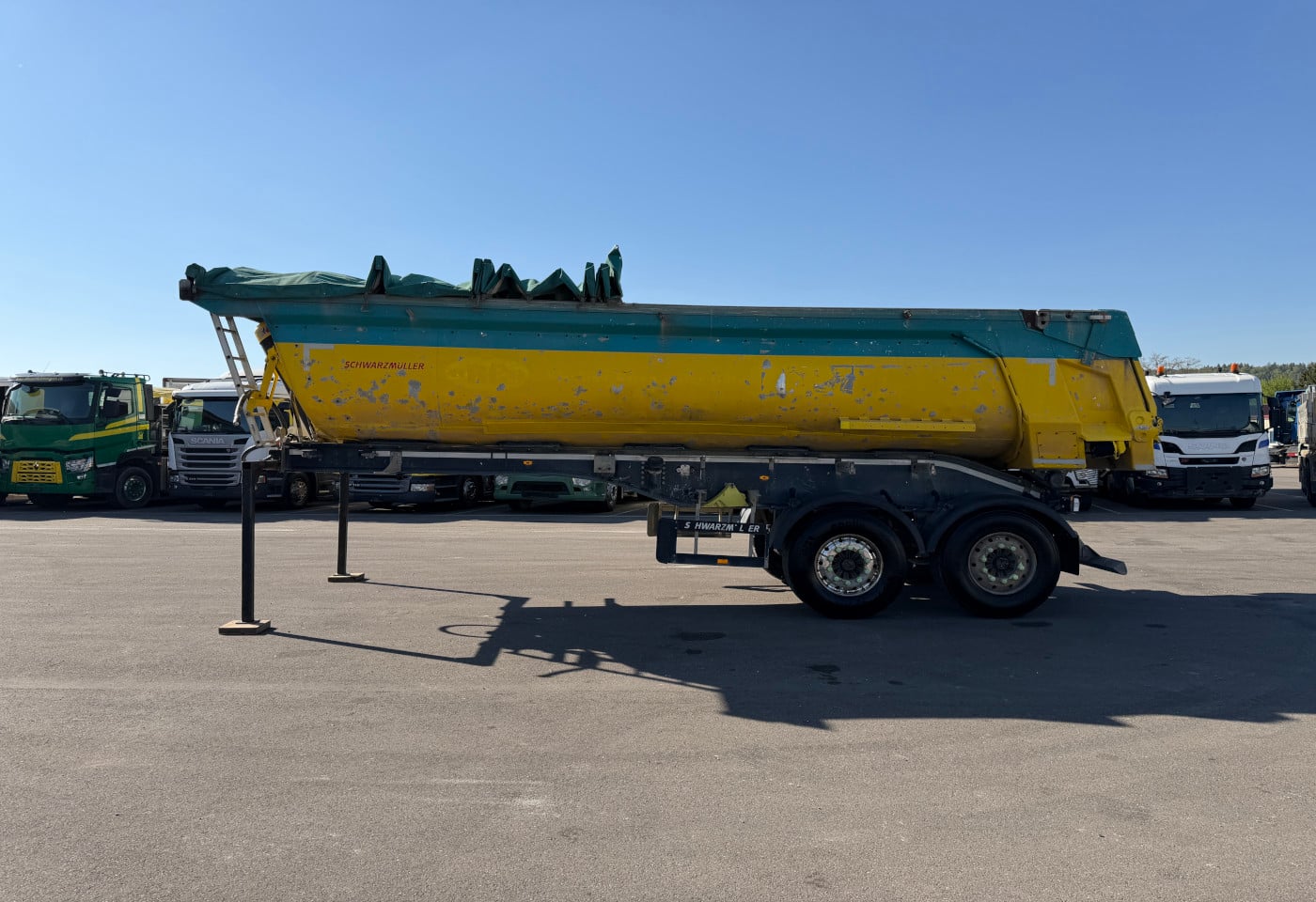 MOTO6625_2894658 vehicle image