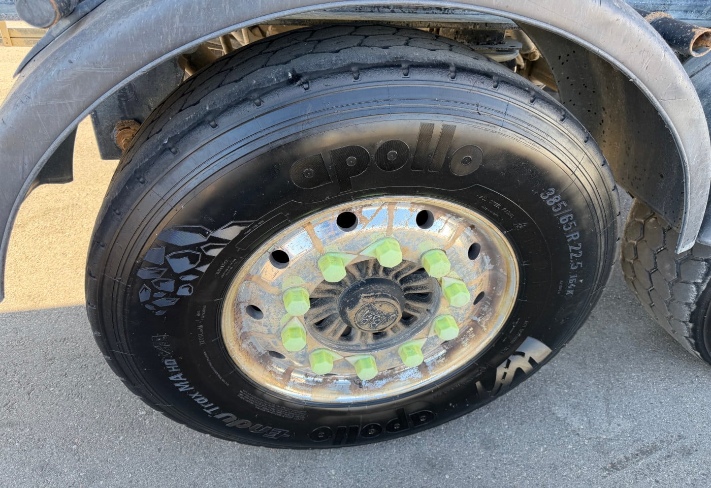 MOTO6625_2894658 vehicle image