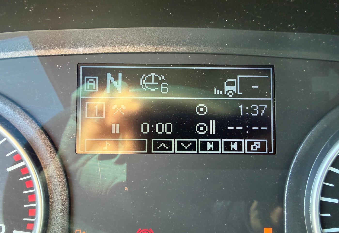 MOTO6625_2894199 vehicle image