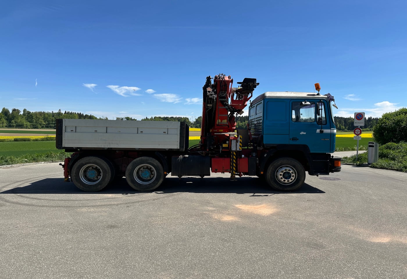 MOTO6625_2900008 vehicle image