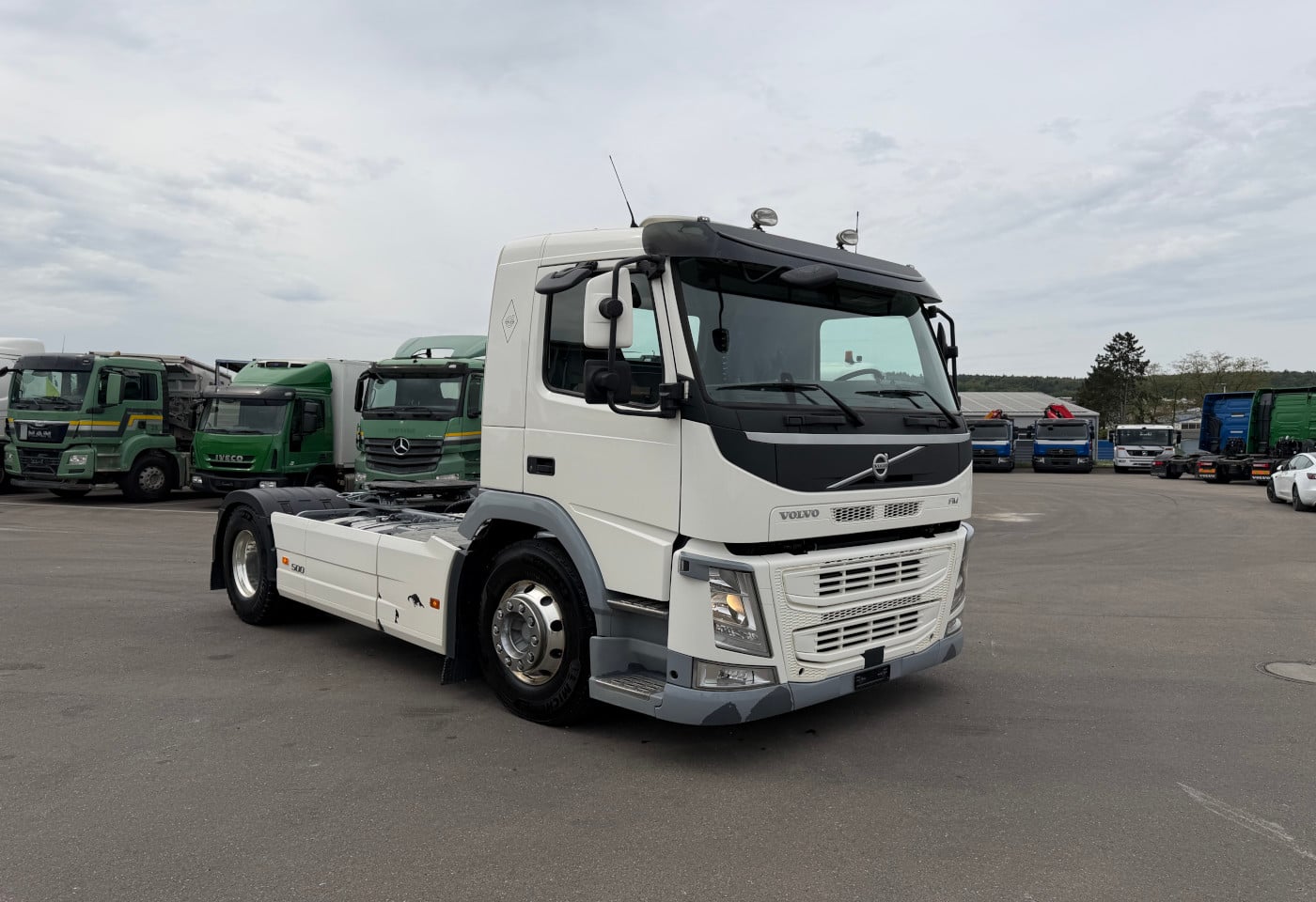 MOTO6625_2900003 vehicle image