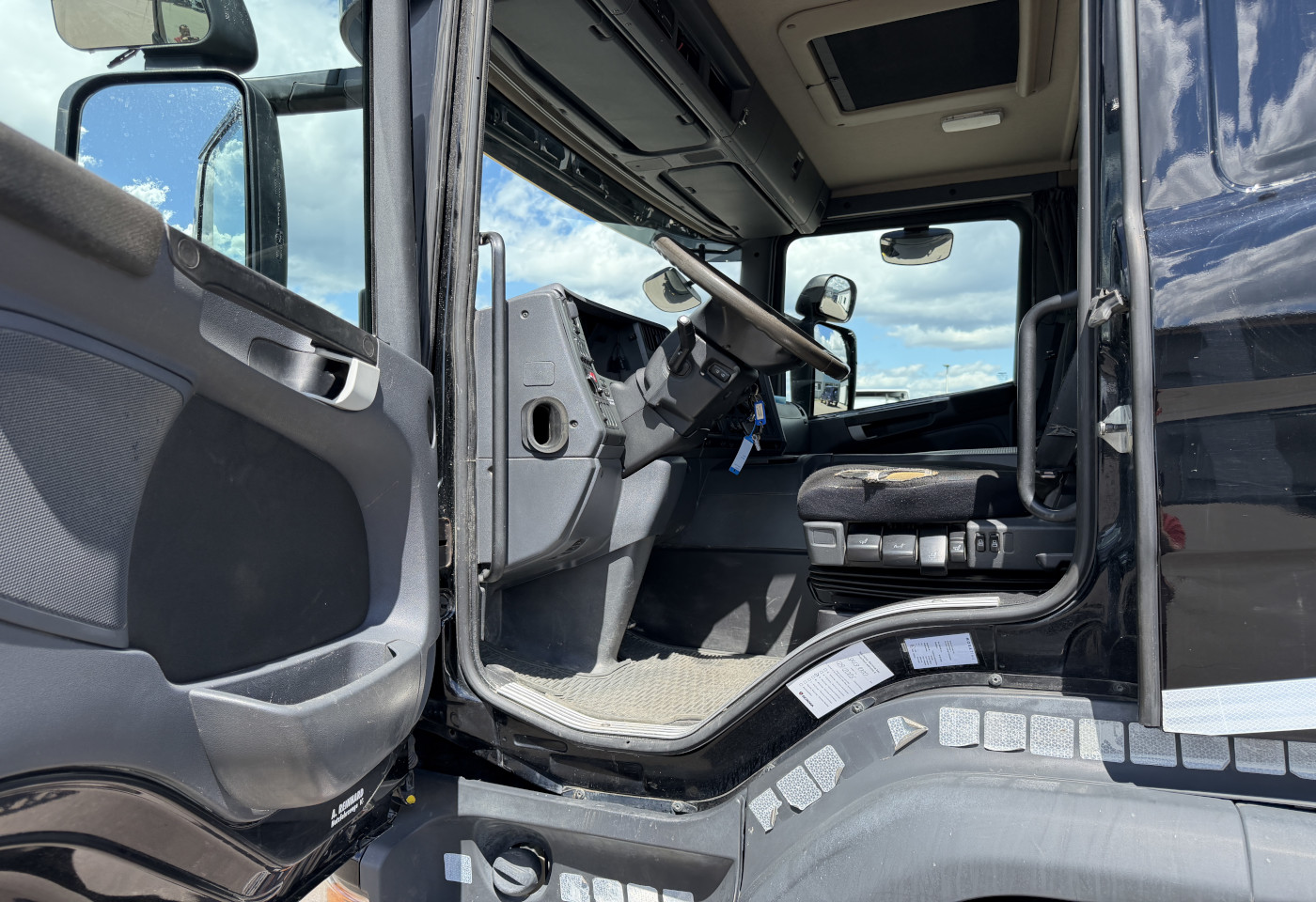 MOTO6625_2914962 vehicle image