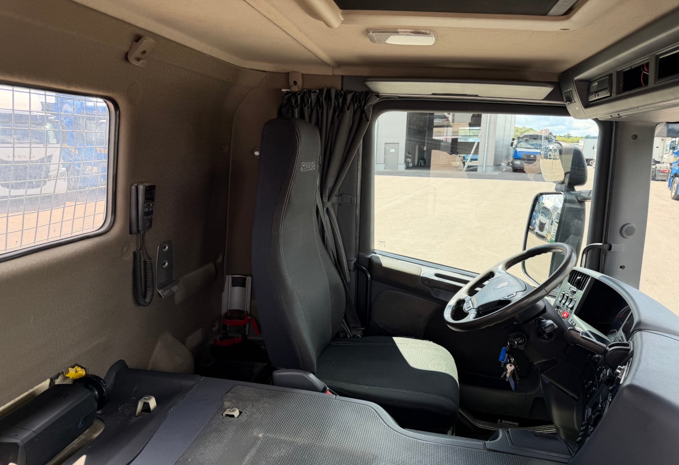 MOTO6625_2914962 vehicle image