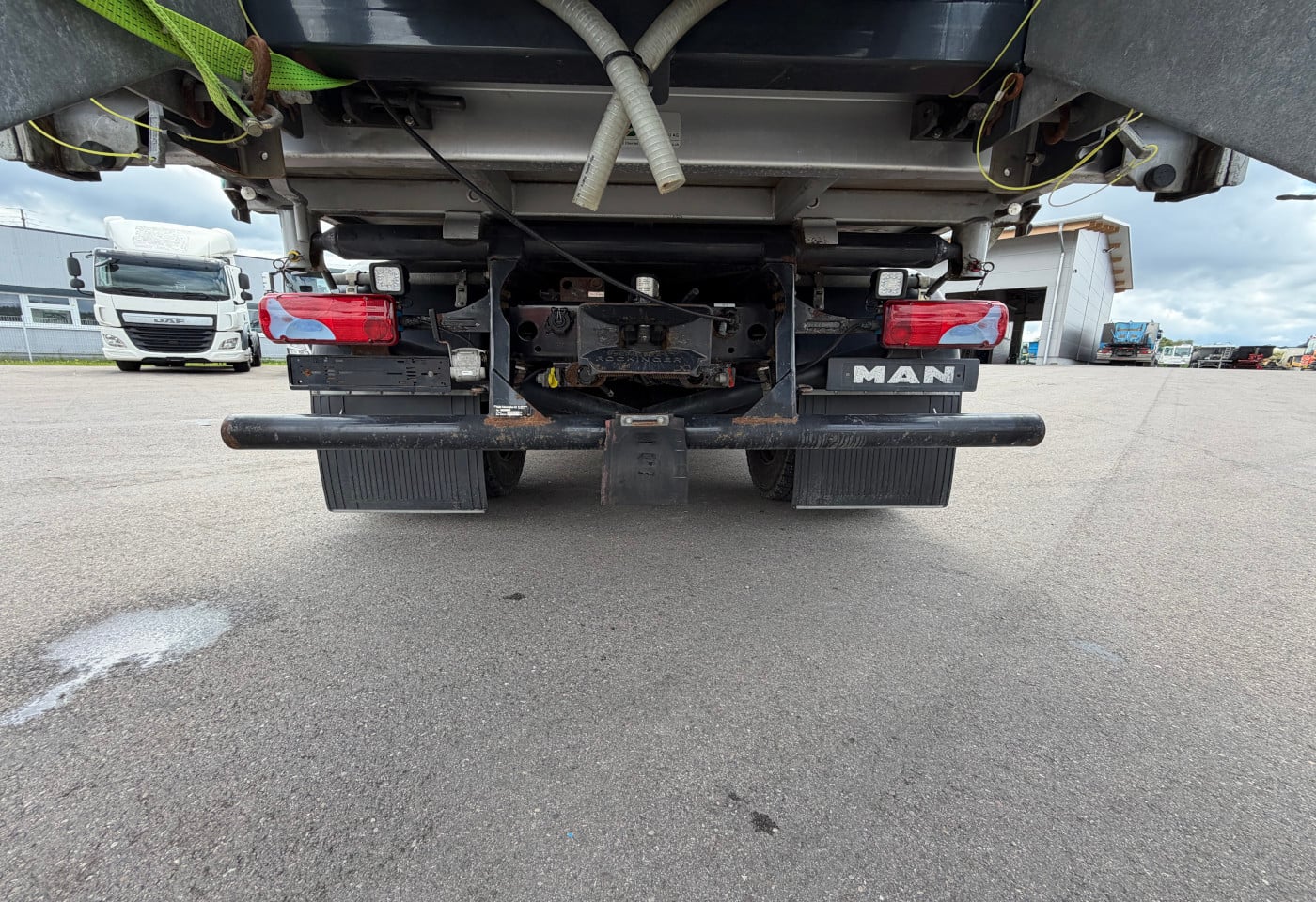 MOTO6625_2921223 vehicle image