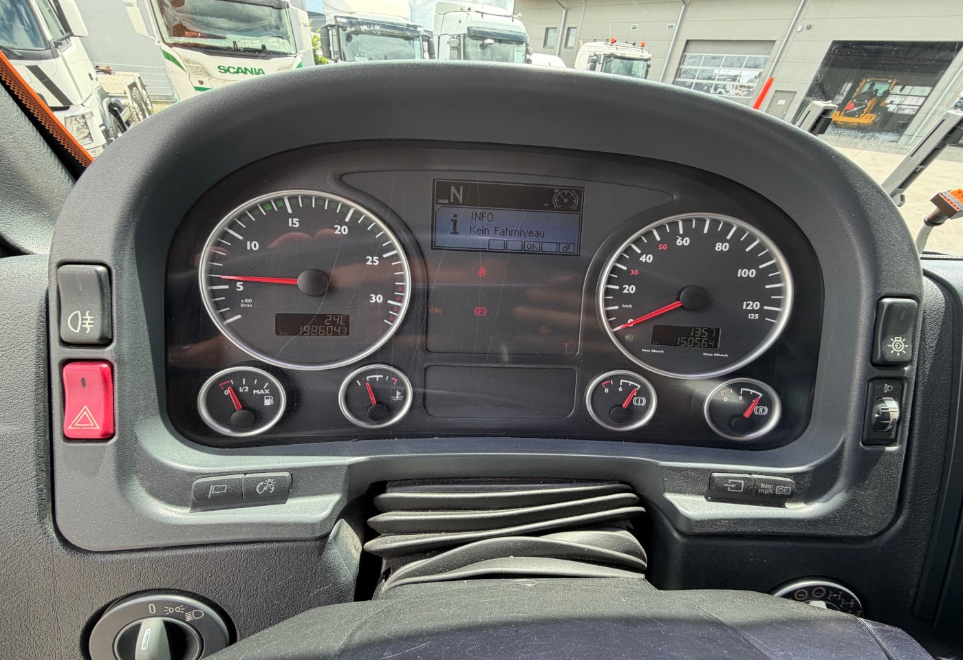 MOTO6625_2921223 vehicle image
