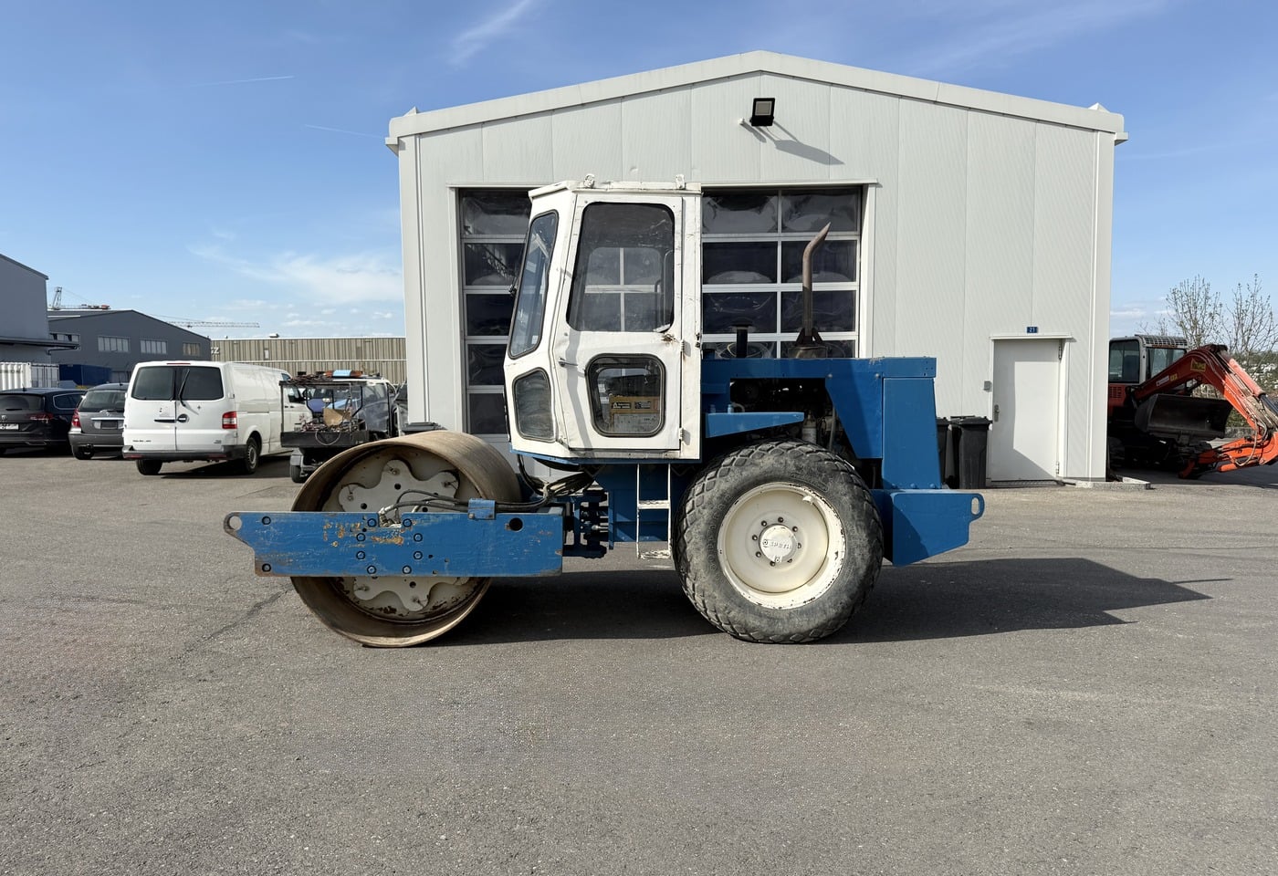 MOTO6625_2890976 vehicle image