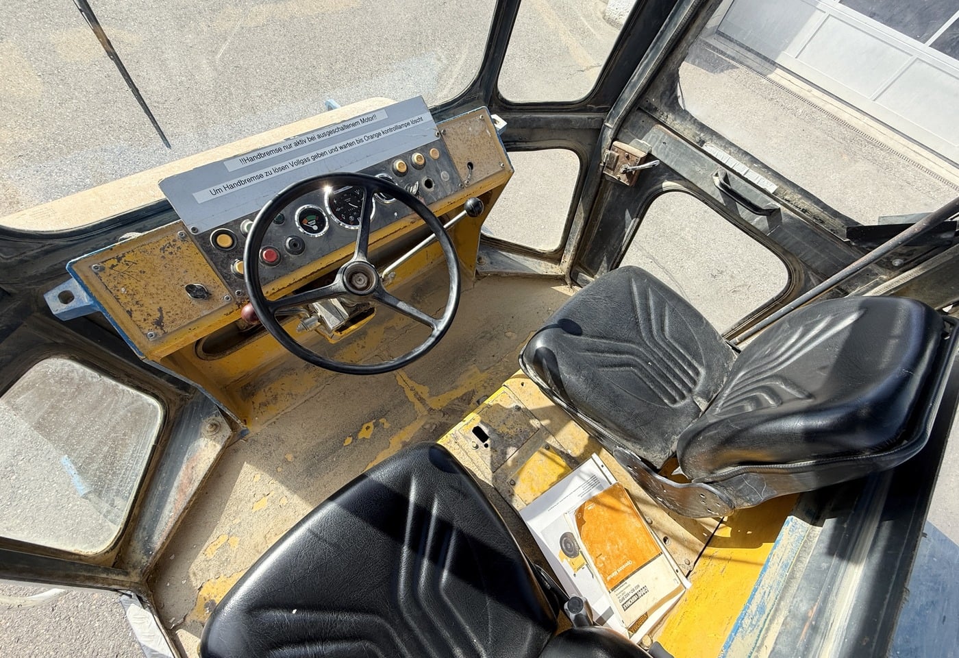 MOTO6625_2890976 vehicle image