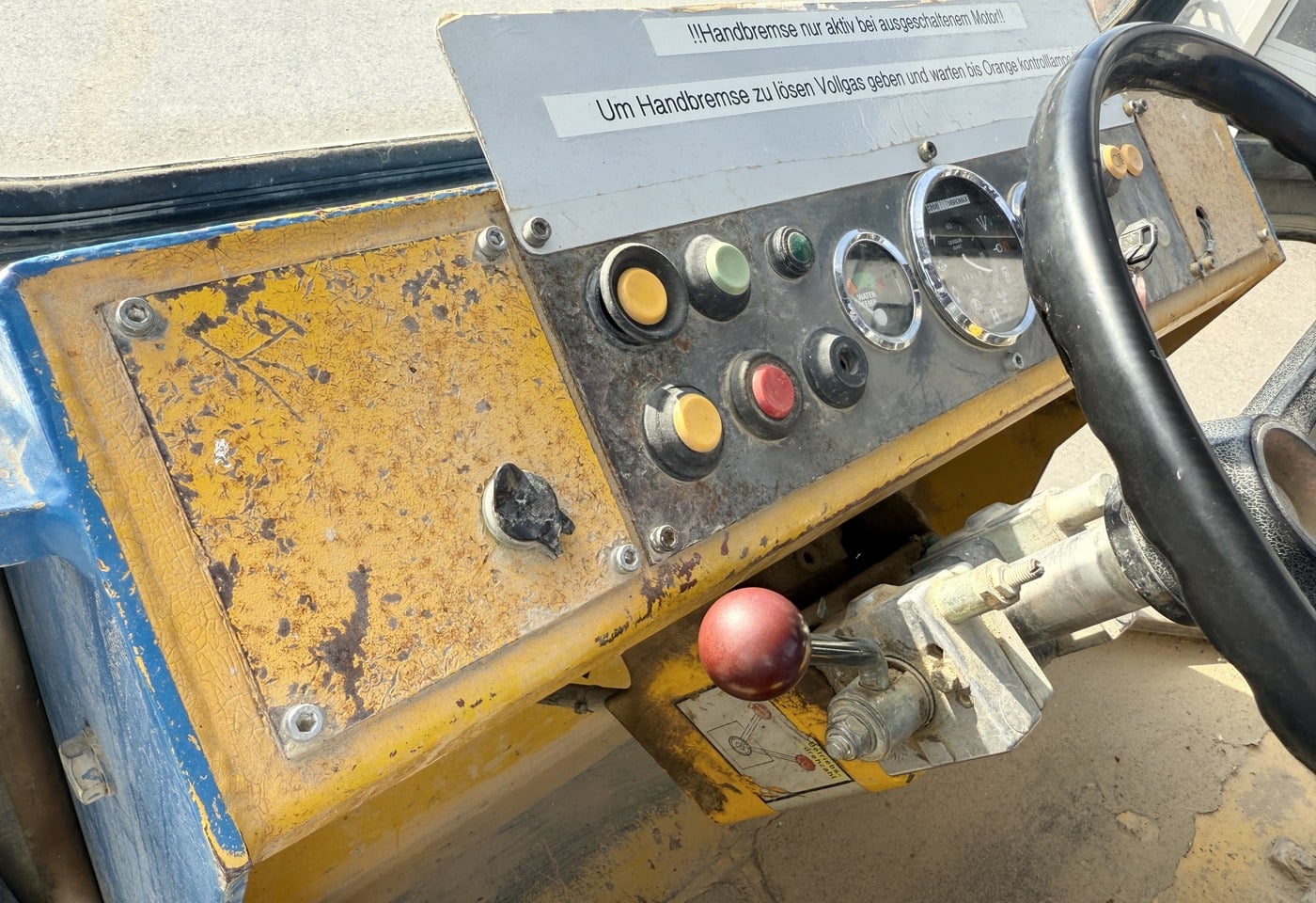 MOTO6625_2890976 vehicle image