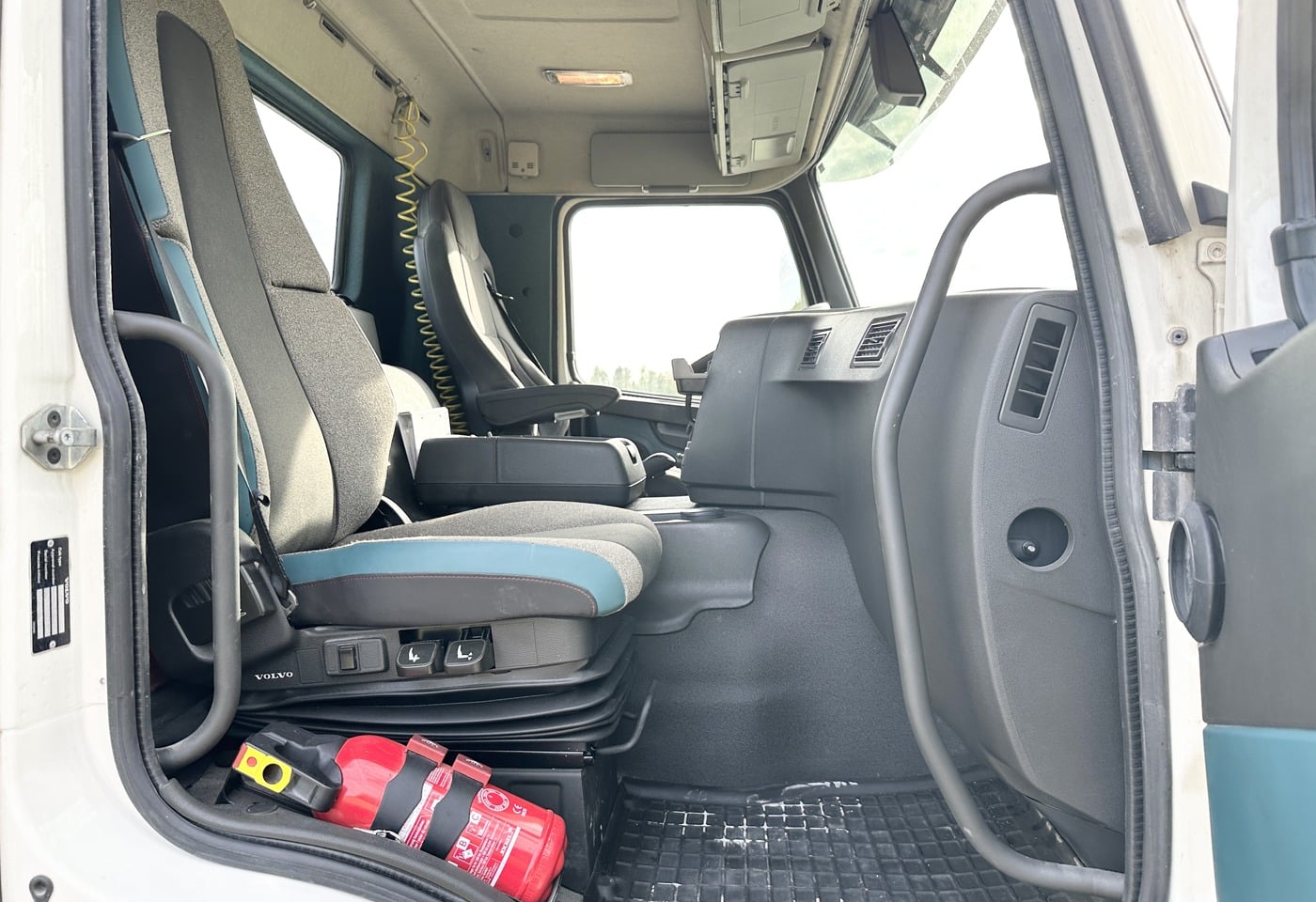 MOTO6625_2890602 vehicle image