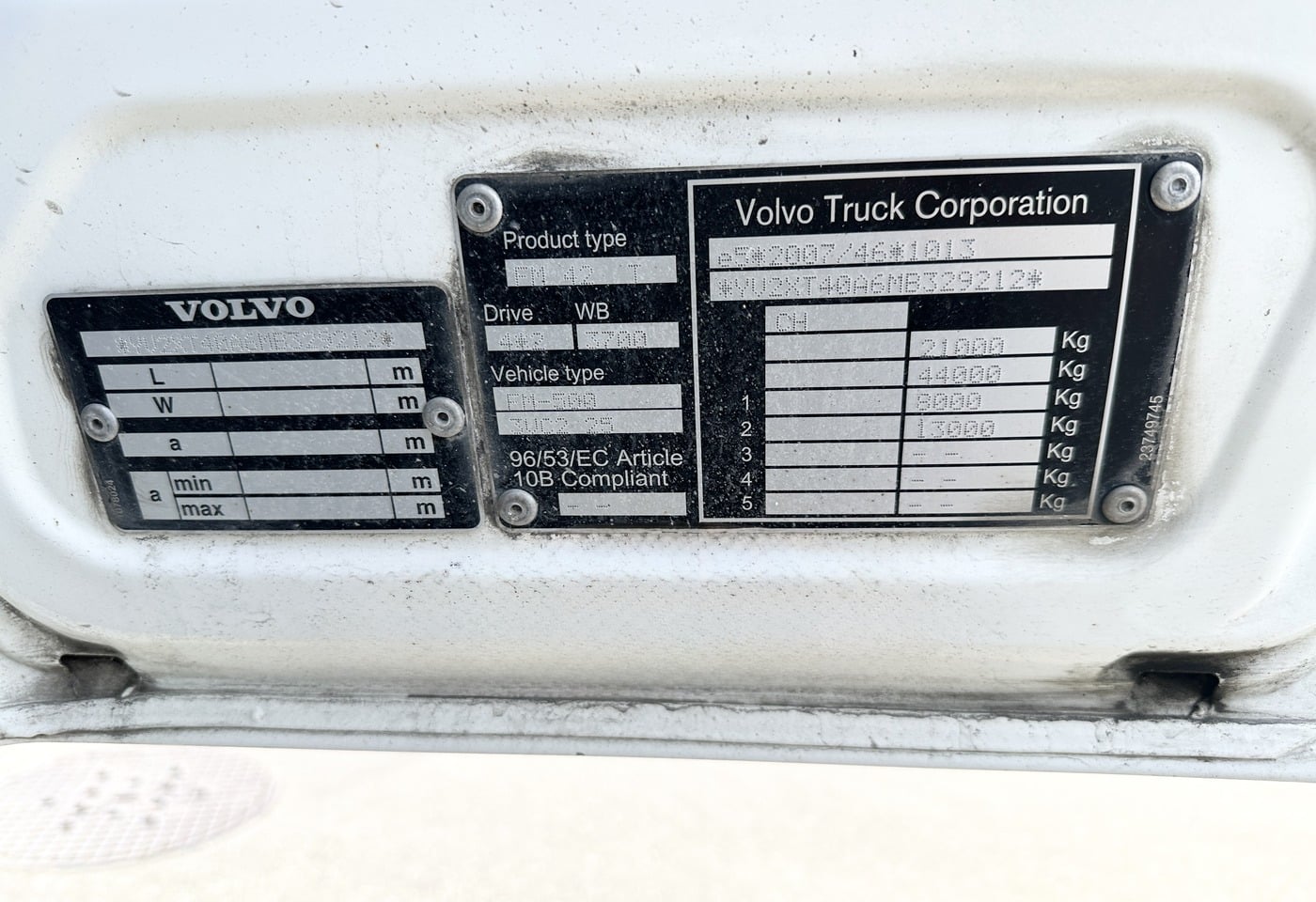 MOTO6625_2890602 vehicle image