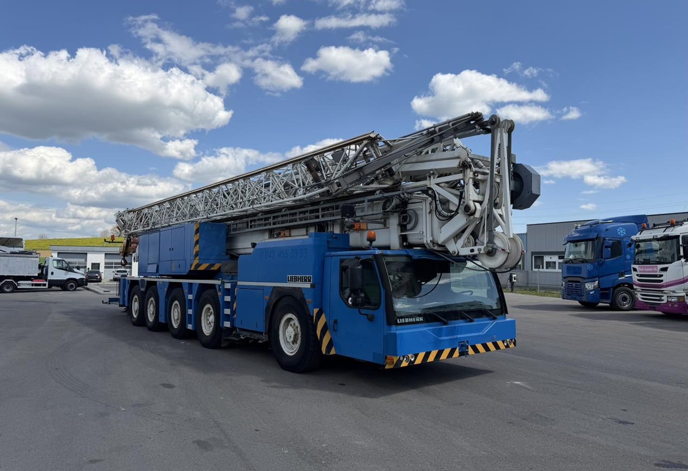 MOTO6625_2889788 vehicle image