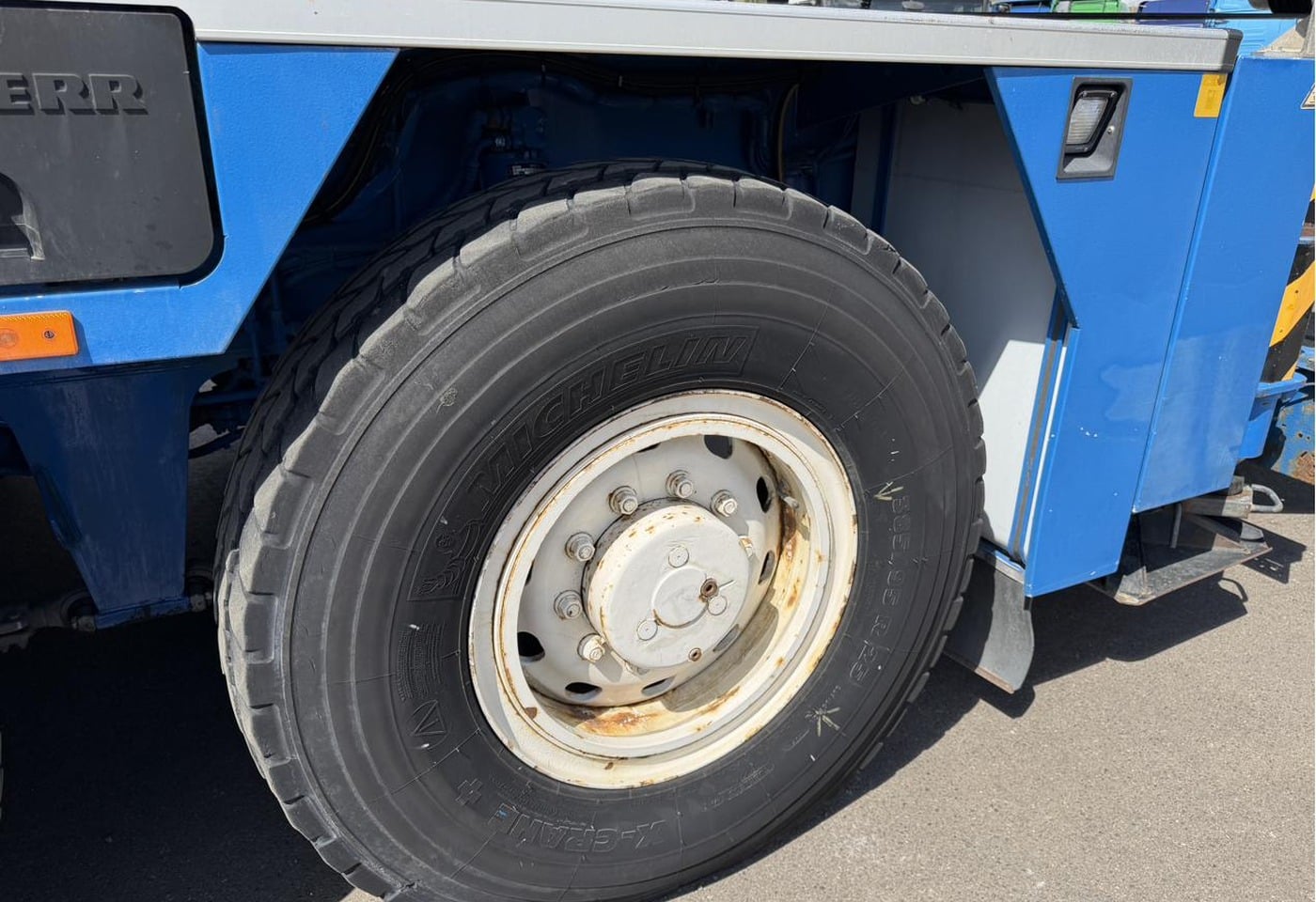 MOTO6625_2889788 vehicle image