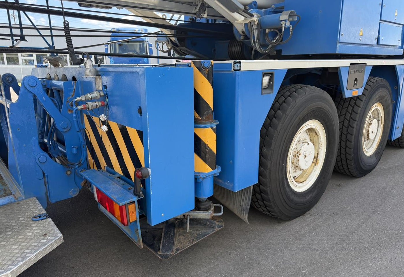 MOTO6625_2889788 vehicle image