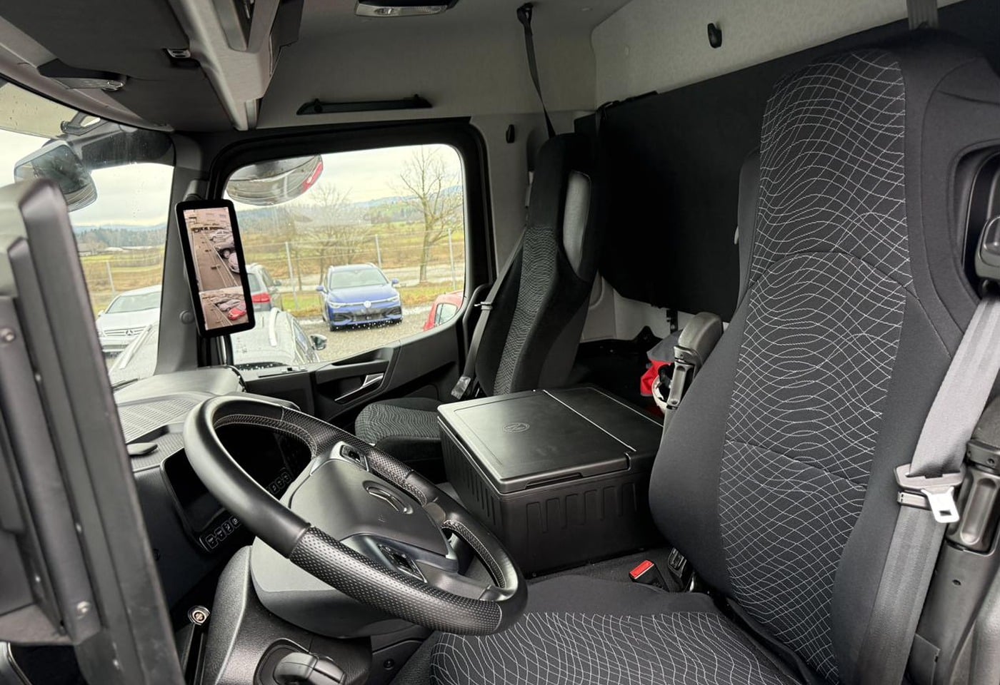 MOTO6625_2886129 vehicle image