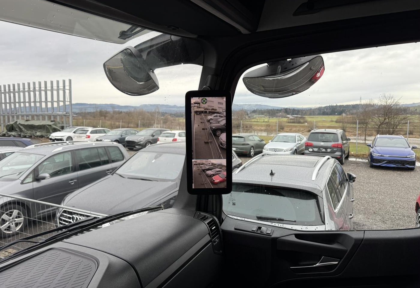 MOTO6625_2886129 vehicle image