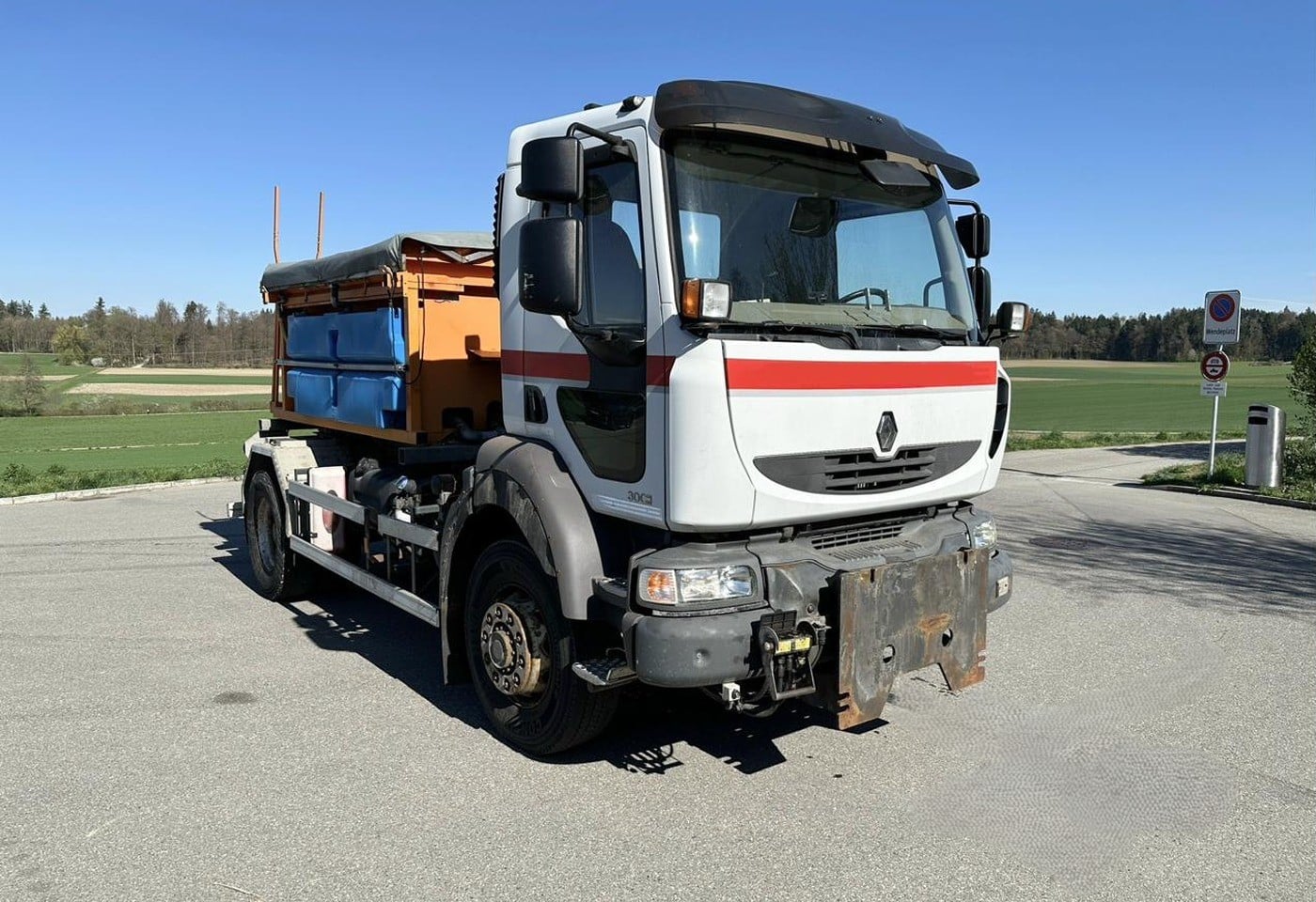 MOTO6625_2883485 vehicle image