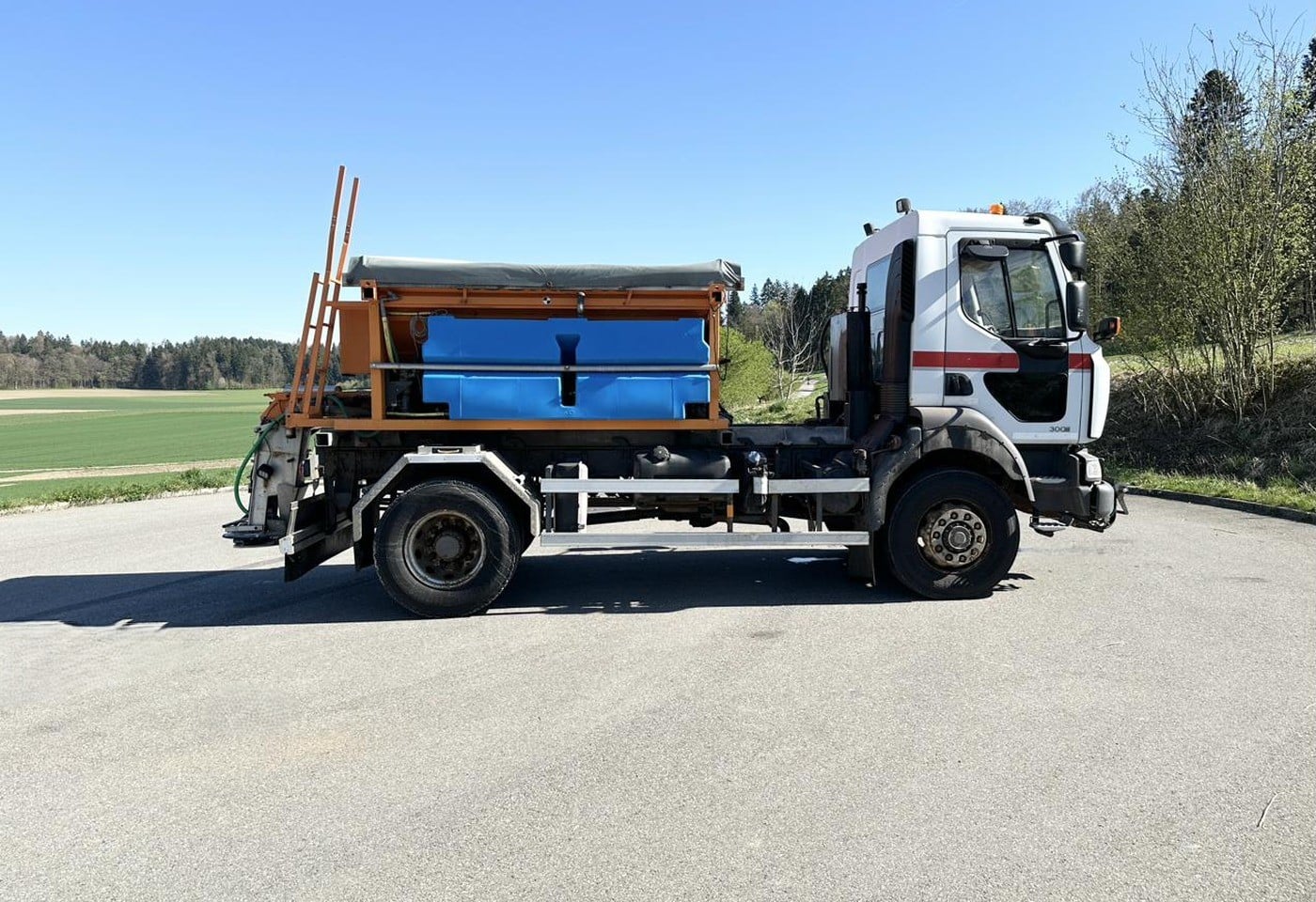 MOTO6625_2883485 vehicle image