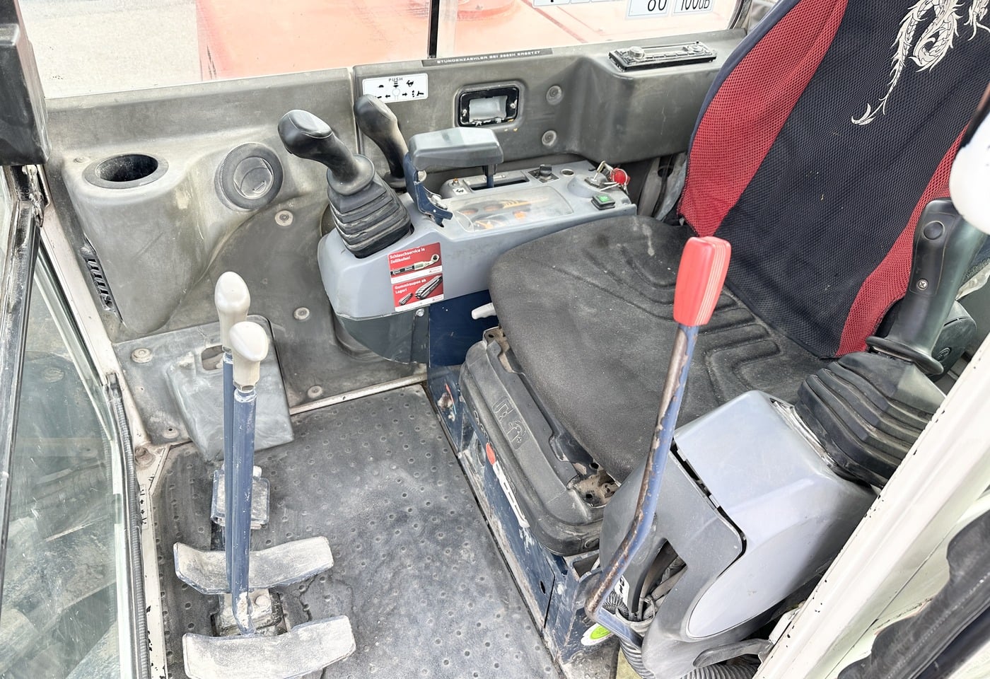 MOTO6625_2893852 vehicle image