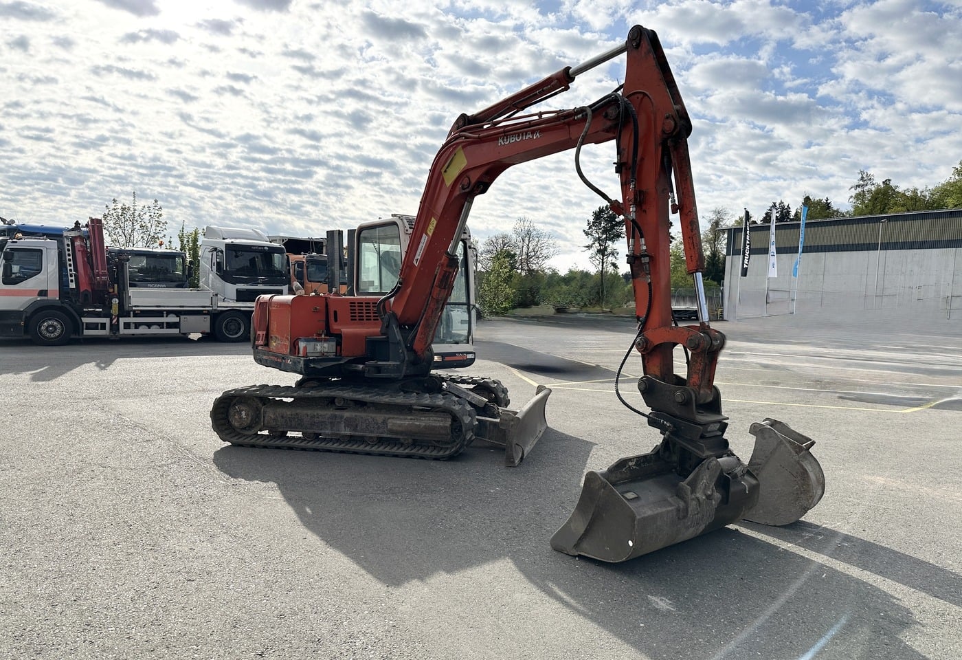 MOTO6625_2893852 vehicle image