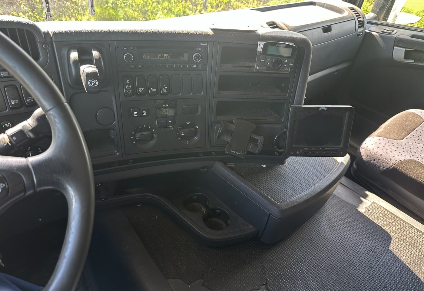 MOTO6625_2894525 vehicle image