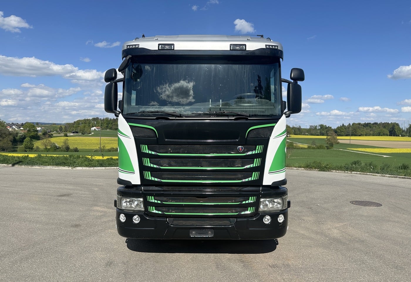 MOTO6625_2894525 vehicle image