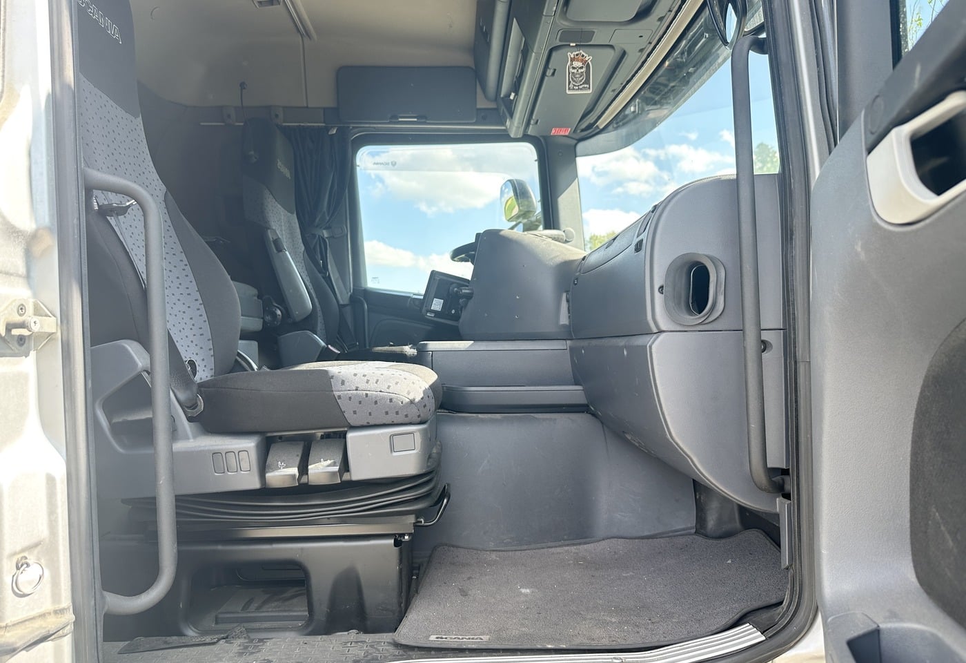 MOTO6625_2894525 vehicle image