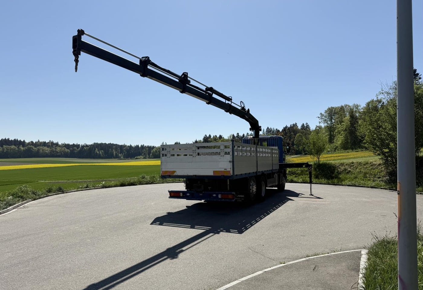 MOTO6625_2898734 vehicle image