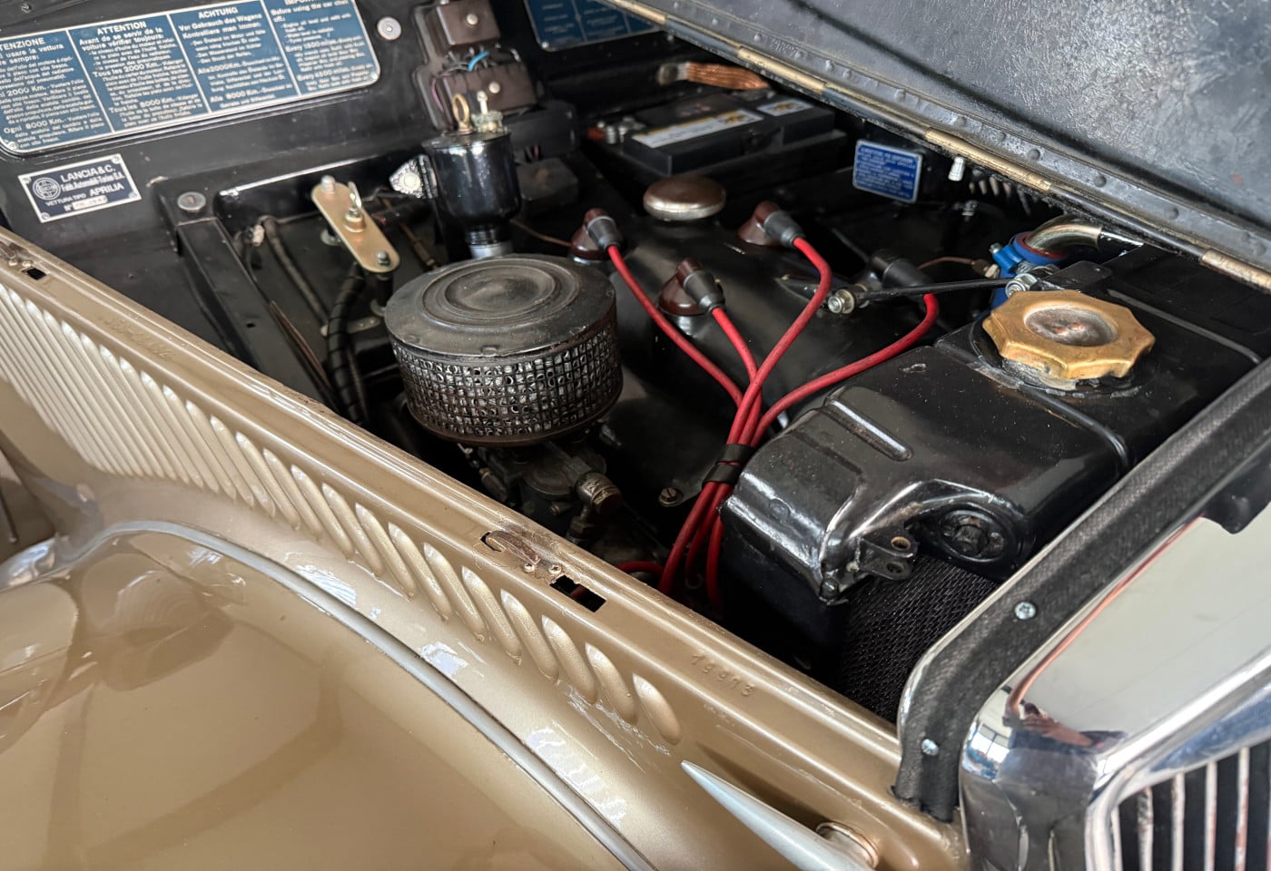 MOTO6625_2879555 vehicle image