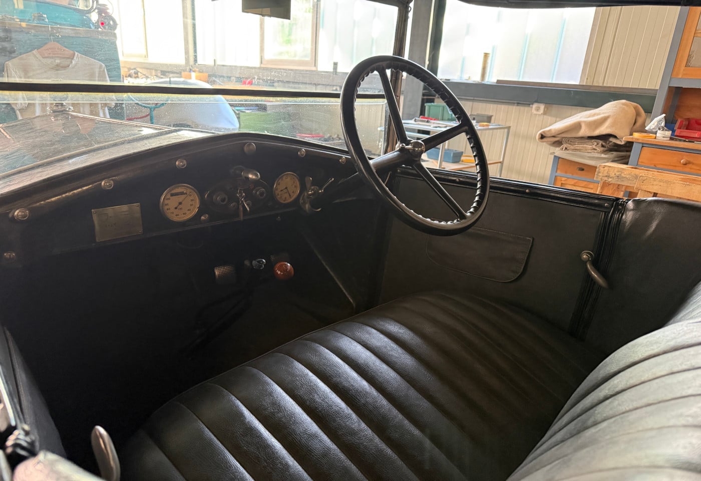 MOTO6625_2882706 vehicle image