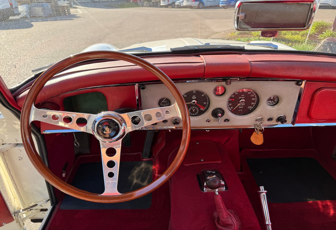 MOTO6625_2880041 vehicle image